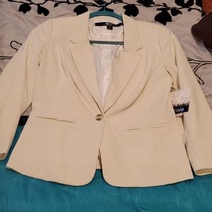 NWT woman's one button blazer - small